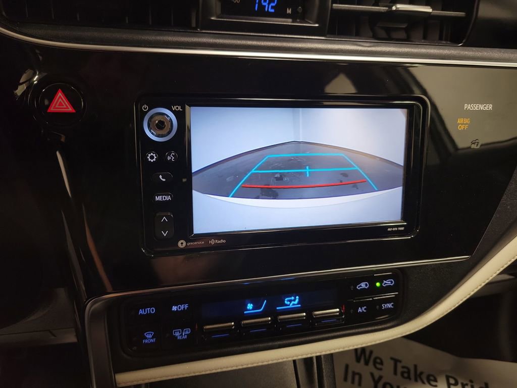 Used 2017 Toyota Corolla iM image 16