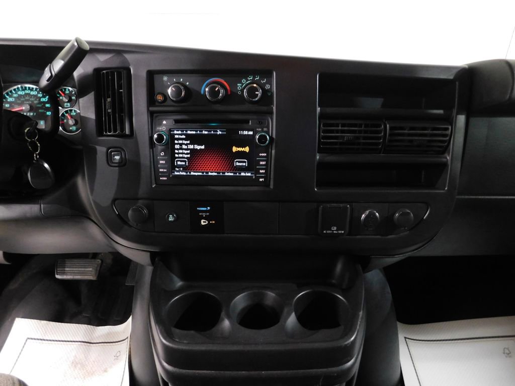 Used 2017 GMC Savana 2500 RWD image 37