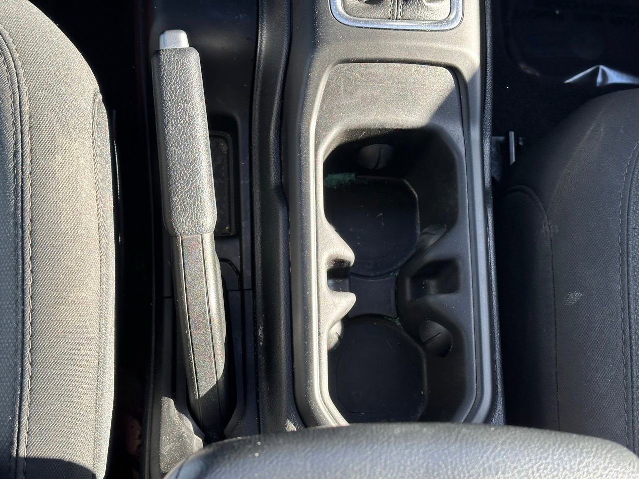 Used 2023 Jeep Wrangler Sport S image 31