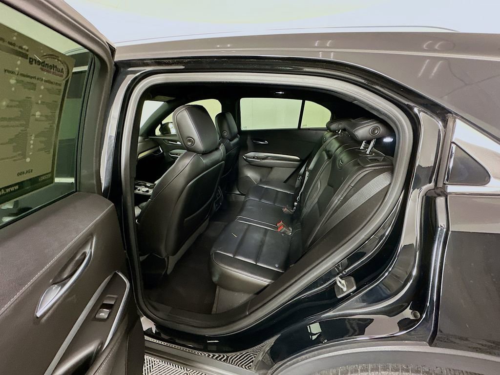 Used 2019 Cadillac XT4 Premium Luxury image 22