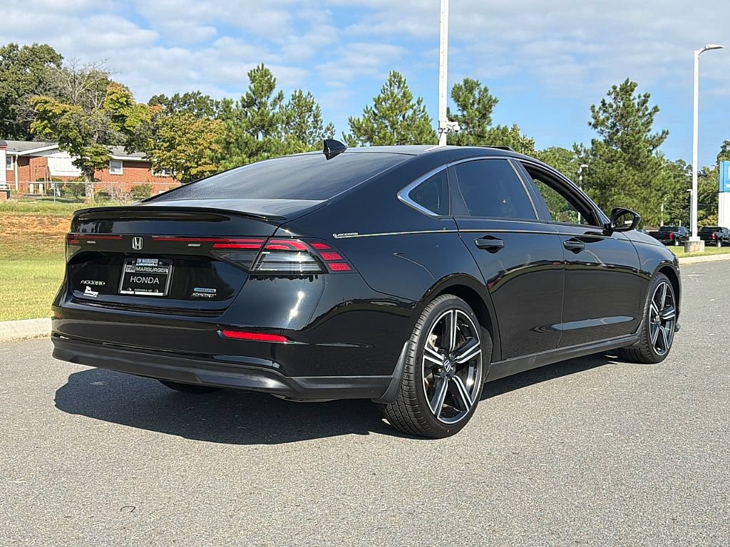 Used 2023 Honda Accord Sport image 3