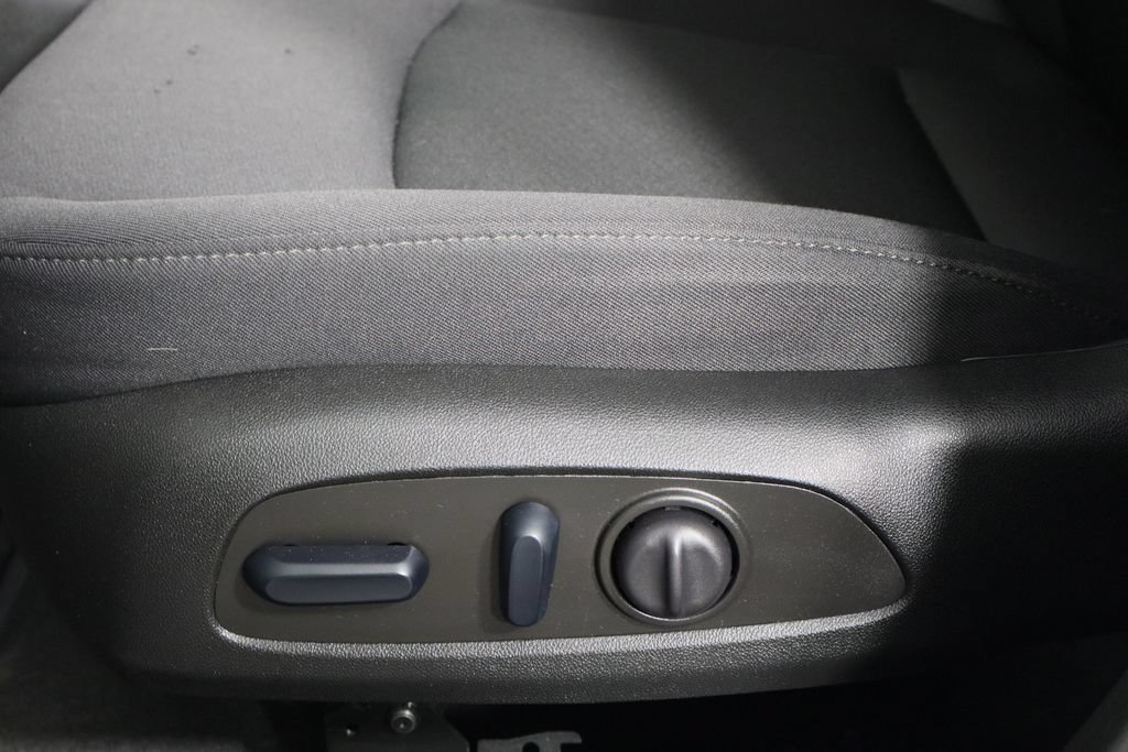 Used 2024 Chevrolet Malibu LS w/ Driver Confidence Package FWD image 17