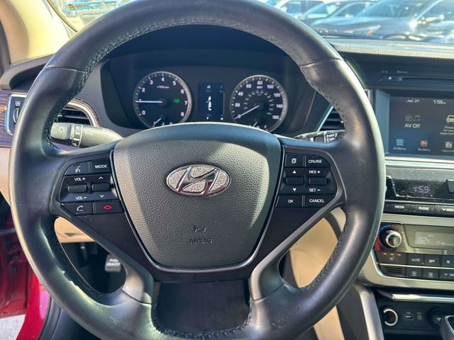 Used 2017 Hyundai Sonata Limited FWD image 28