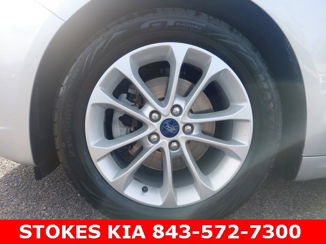 Used 2019 Ford Fusion SE image 10