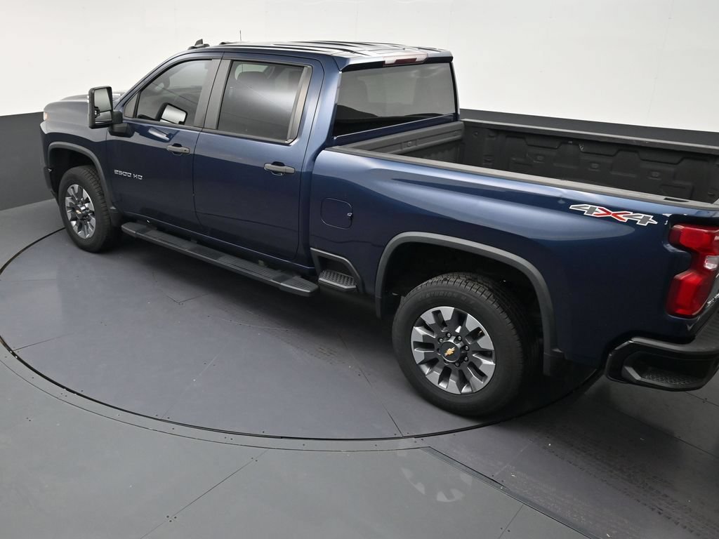Used 2021 Chevrolet Silverado 2500 Custom w/ Custom Value Package AWD/4WD image 14