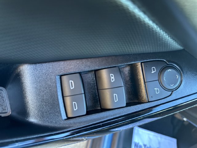 Used 2025 Chevrolet Equinox LT w/ Convenience Package II AWD/4WD image 11