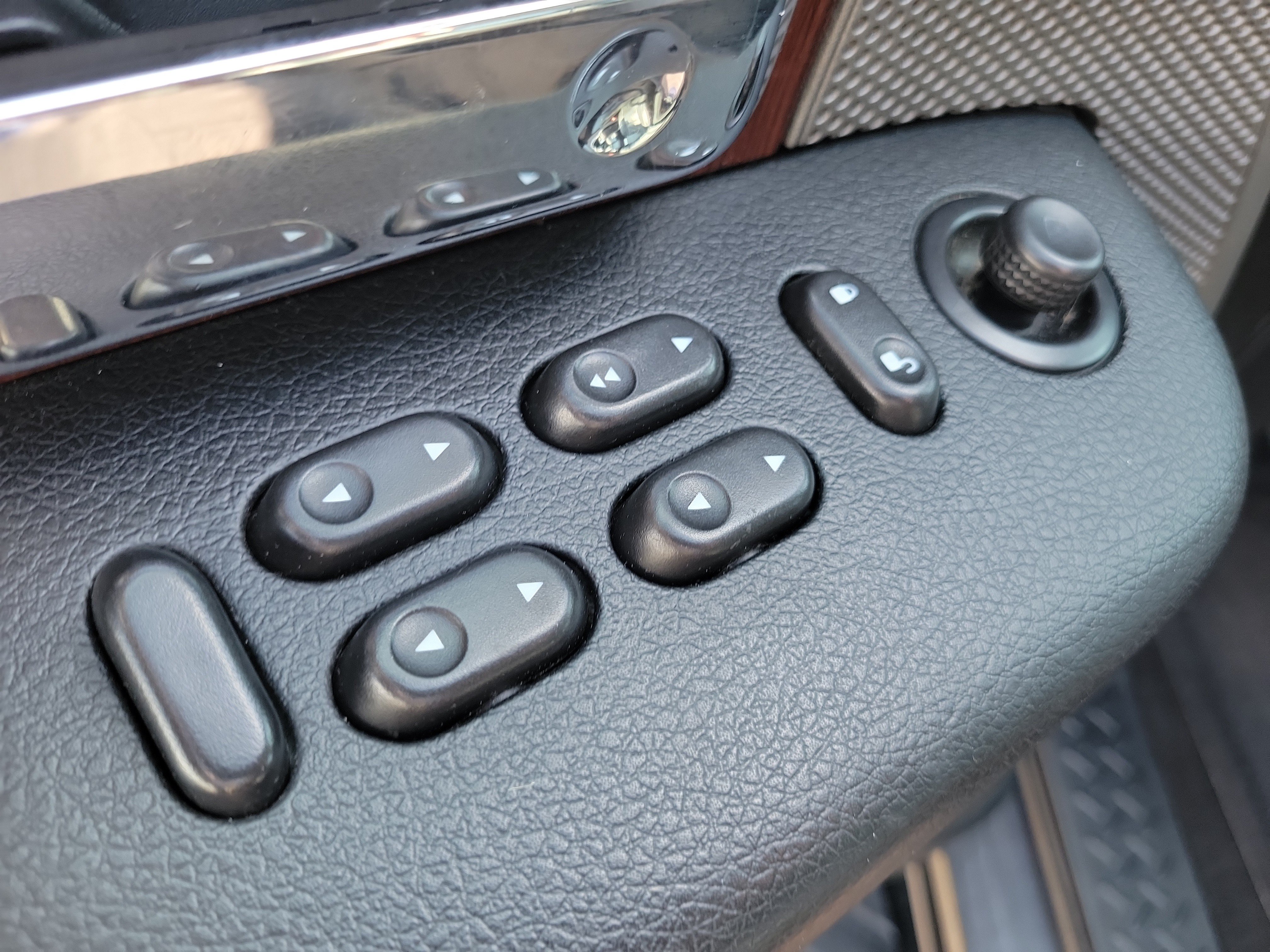 Used 2006 Ford F150 Lariat AWD/4WD image 19