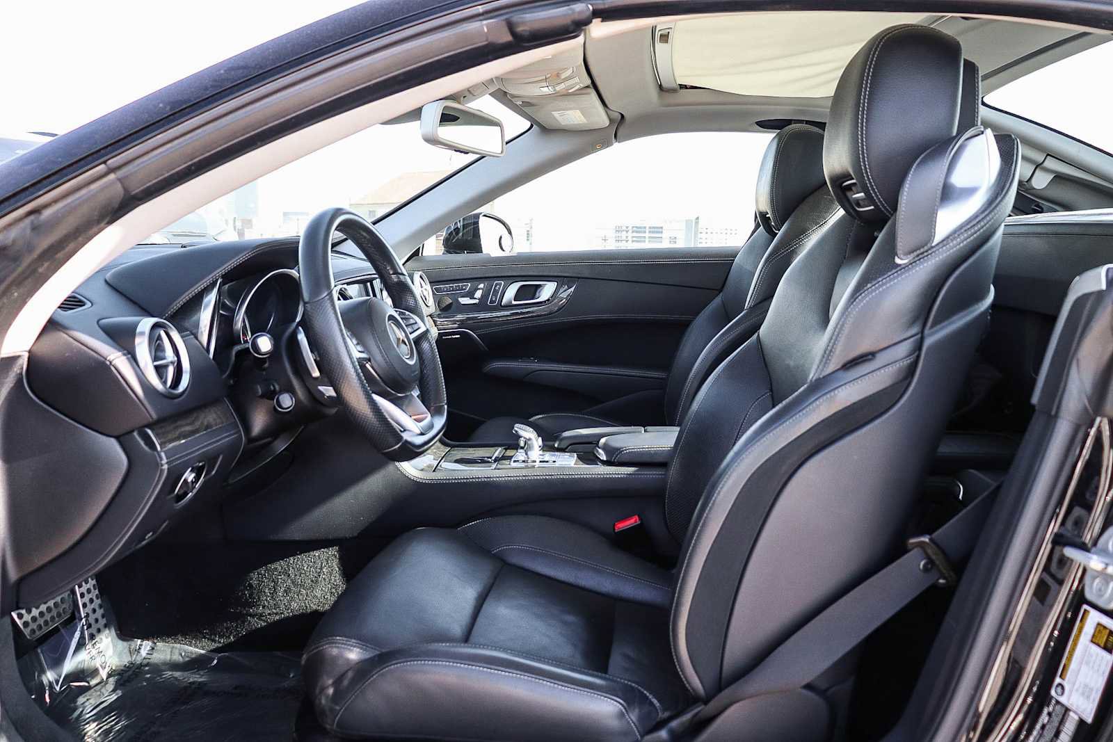Used 2018 Mercedes-Benz SL 450 image 30