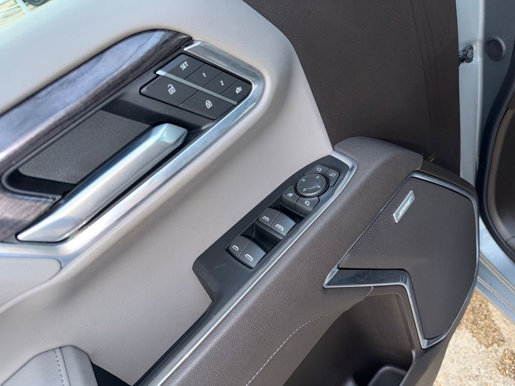 Used 2025 Chevrolet Silverado 1500 LTZ w/ Z71 Off-Road Package image 13