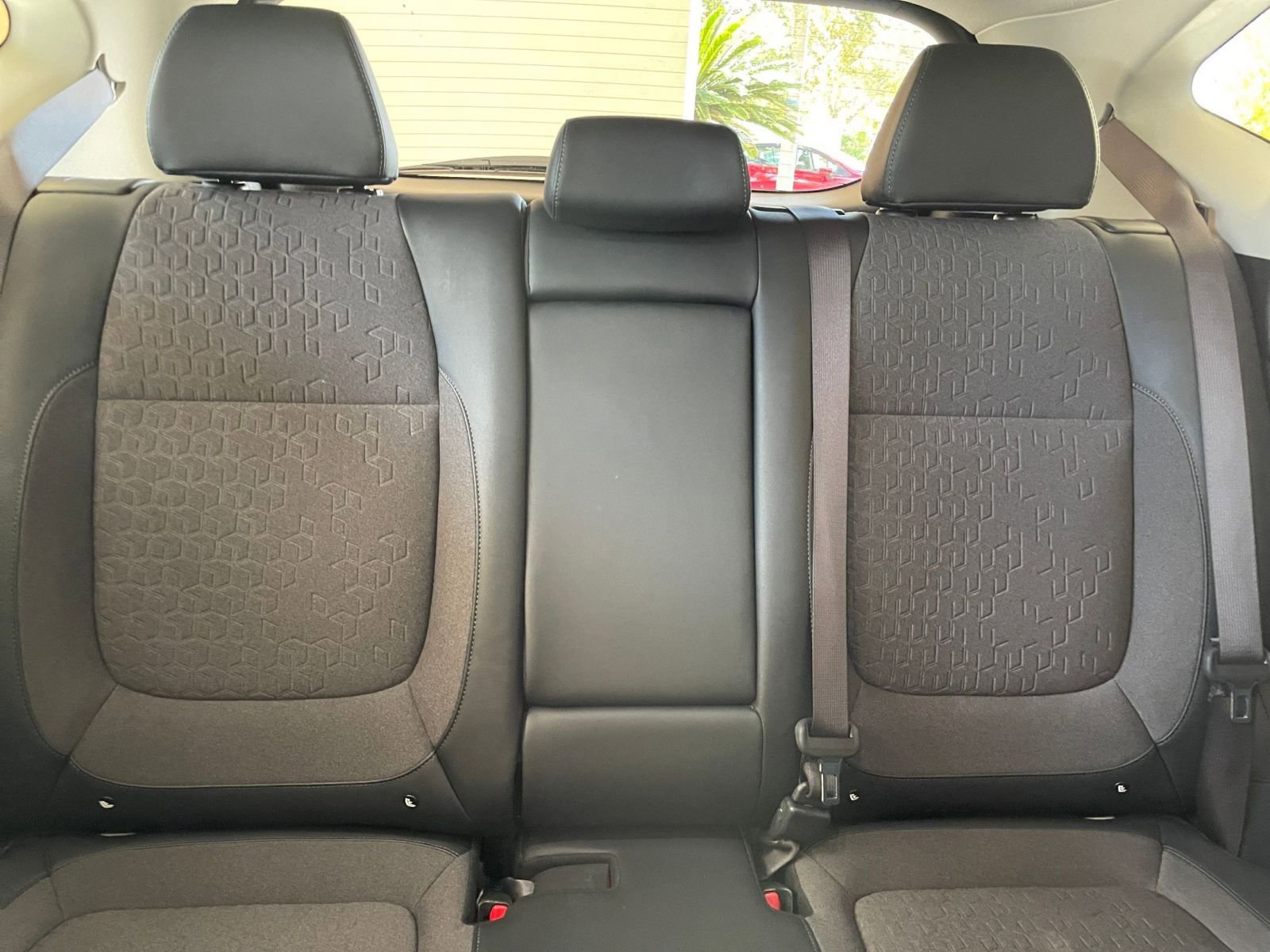 Used 2025 Kia Seltos S FWD image 39