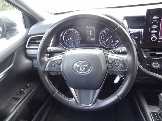 Used 2023 Toyota Camry SE w/ Cold Weather Package FWD image 12