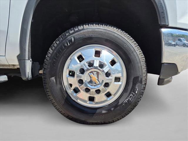 Used 2025 Chevrolet Silverado 3500 LT w/ Texas Edition AWD/4WD image 14