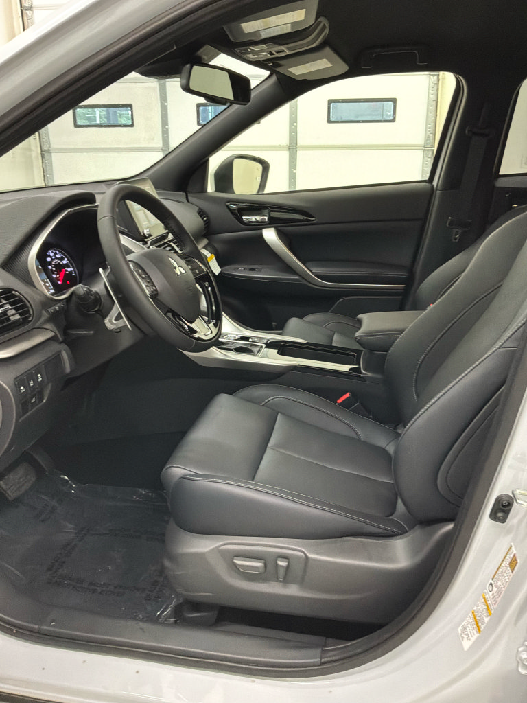 New 2025 Mitsubishi Eclipse Cross SEL AWD/4WD image 15