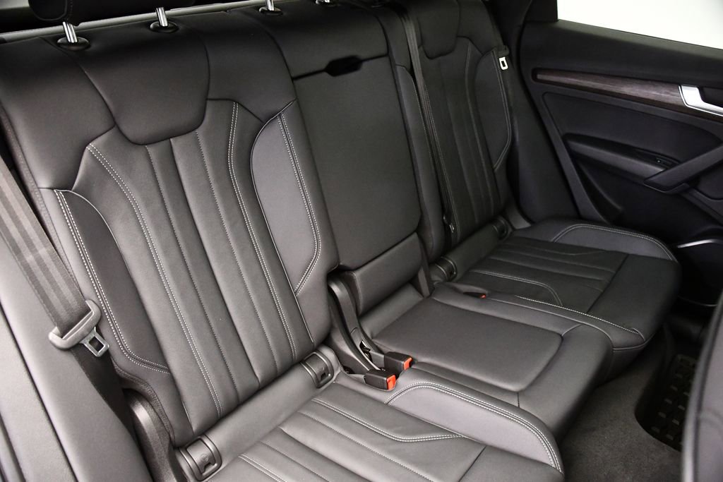 Used 2025 Audi Q5 2.0T Premium image 49