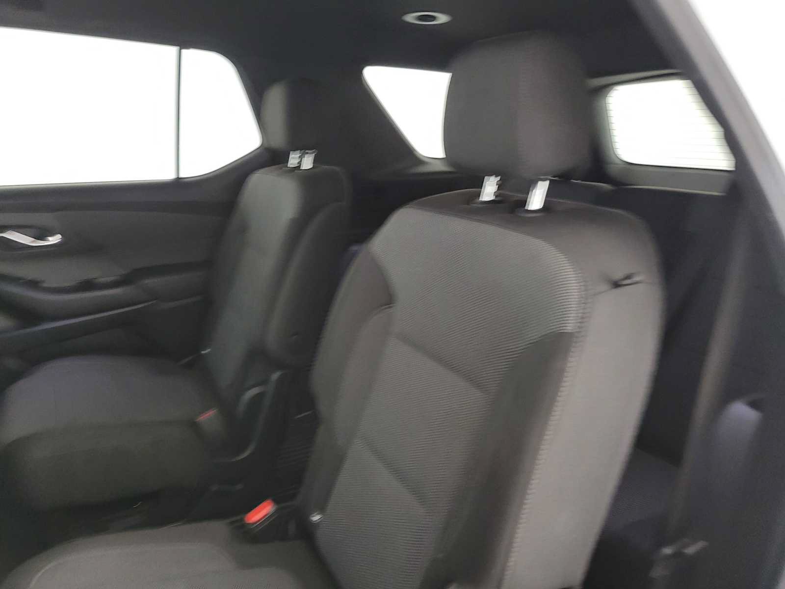Used 2023 Chevrolet Traverse LT FWD image 21
