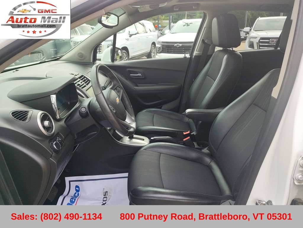 Used 2016 Chevrolet Trax LT w/ LT Sun and Sound Package AWD/4WD image 11