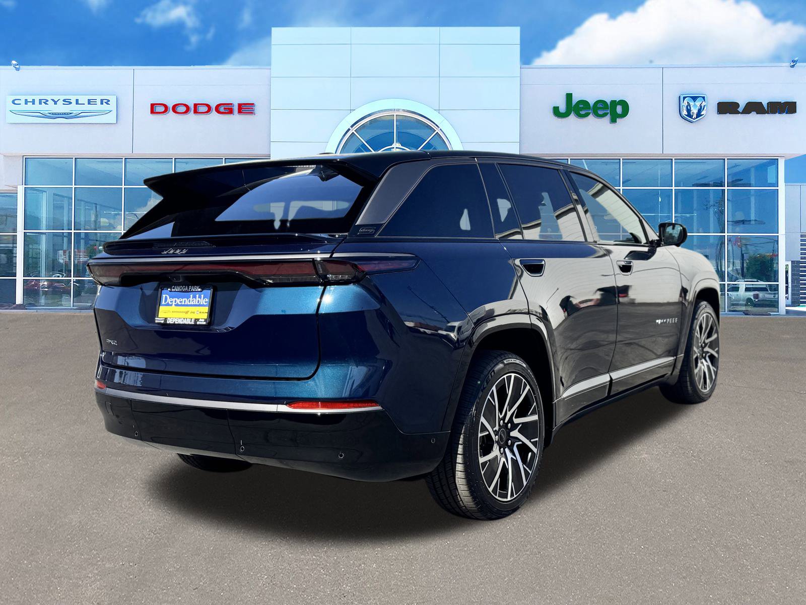 New 2025 Jeep Wagoneer Limited image 8