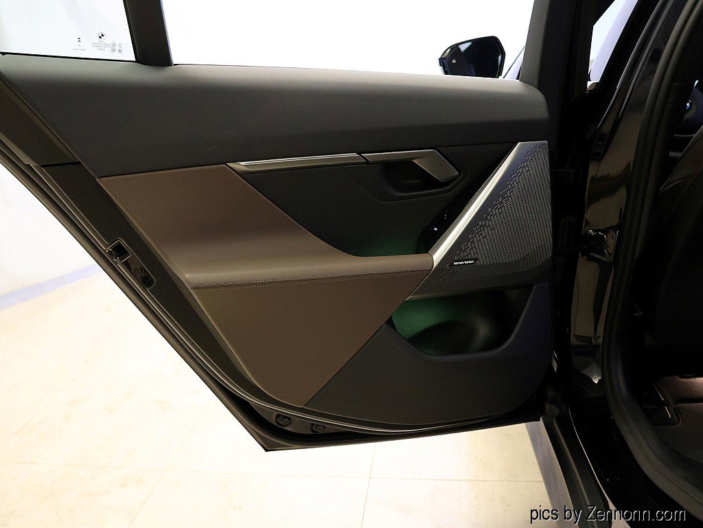 Certified 2026 BMW 540i xDrive image 30