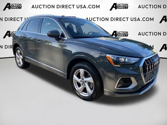 Used 2020 Audi Q3 2.0T Premium w/ Convenience Package AWD/4WD image 24