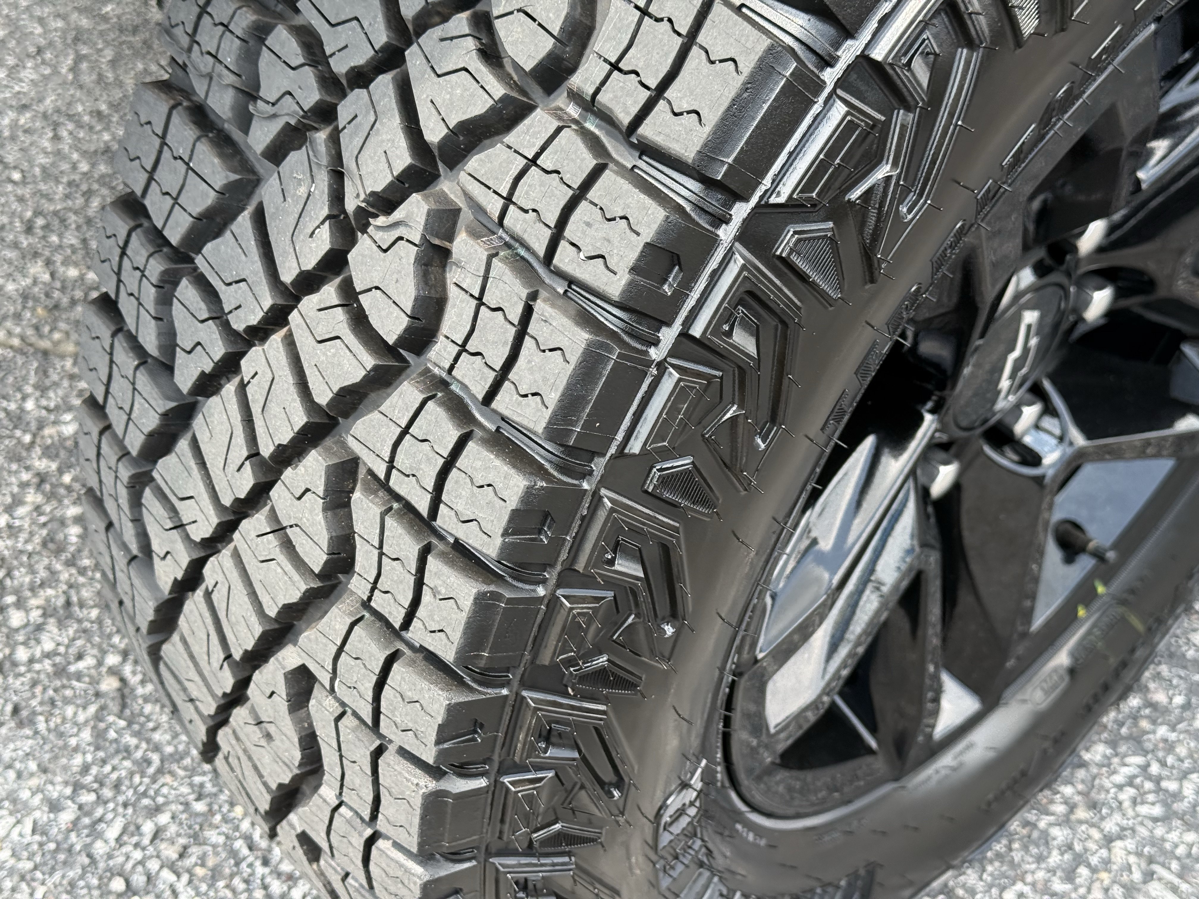 New 2026 Chevrolet Silverado 1500 Custom Trail Boss AWD/4WD image 12