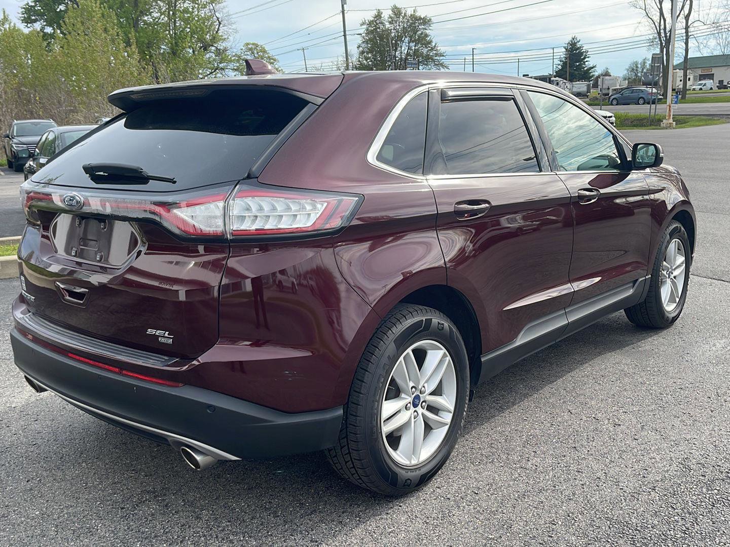 Used 2017 Ford Edge SEL w/ Equipment Group 201A AWD/4WD image 6