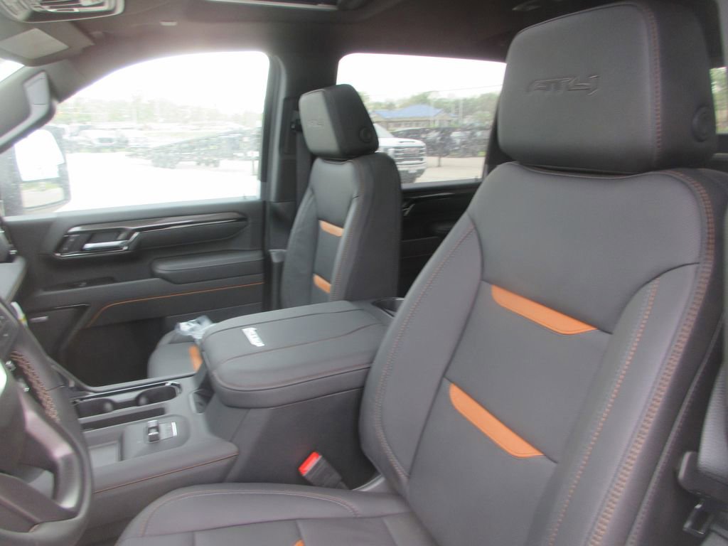 New 2026 GMC Sierra 2500 AT4 w/ AT4 Premium Plus Package AWD/4WD image 13
