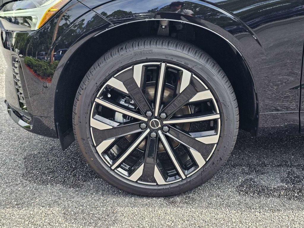 New 2027 Volvo XC60 B5 Ultra AWD/4WD image 11