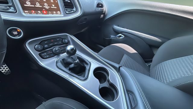 Used 2022 Dodge Challenger R/T Scat Pack RWD image 14
