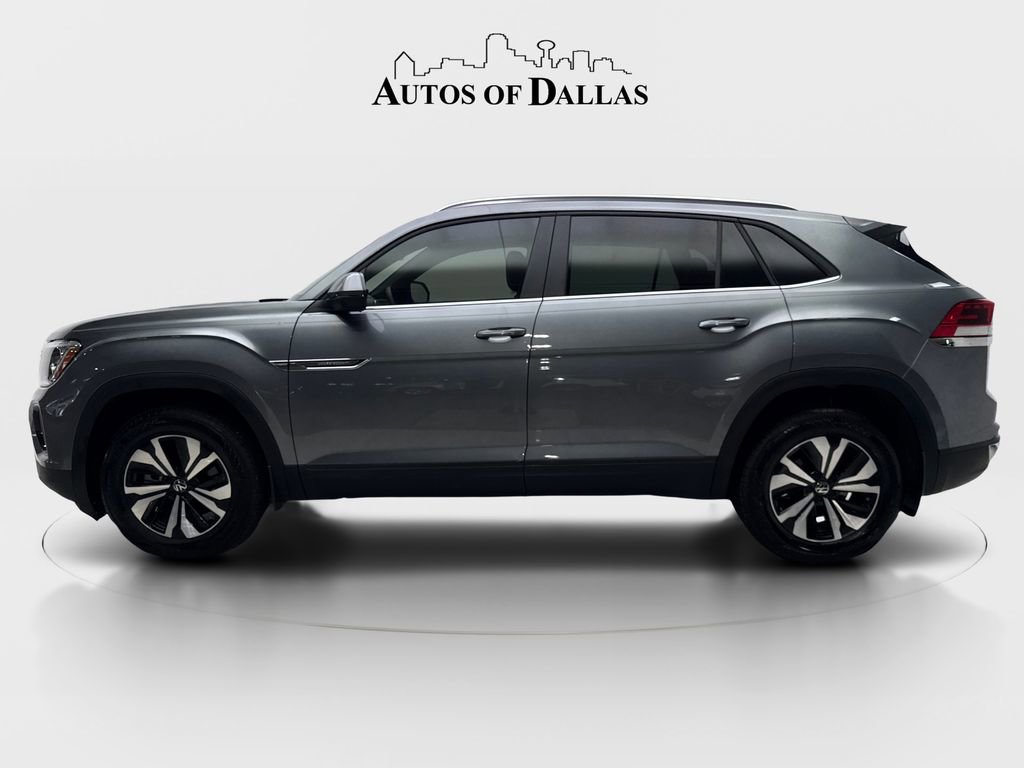 Used 2025 Volkswagen Atlas Cross Sport SE image 5