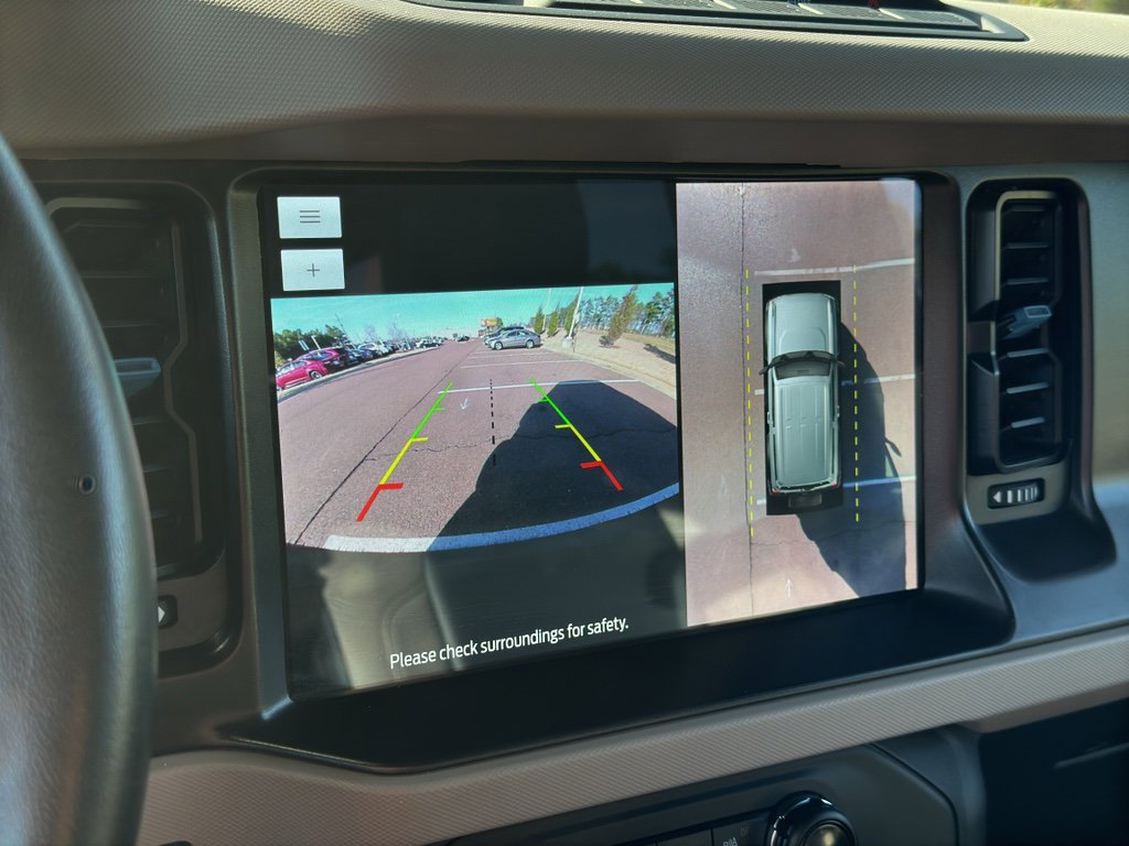 Used 2023 Ford Bronco Wildtrak image 22