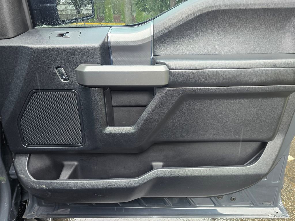 Used 2016 Ford F150 XLT w/ Equipment Group 302A Luxury image 21