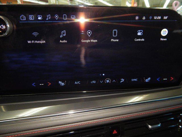 Used 2025 Chevrolet Suburban RST w/ Comfort Package image 26