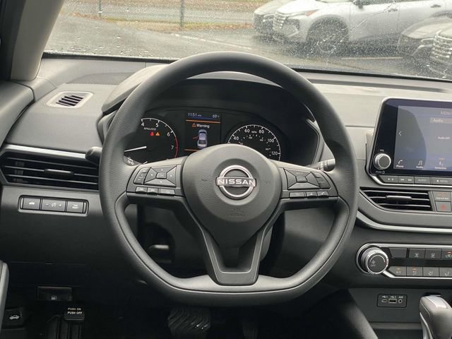 Used 2025 Nissan Altima 2.5 S image 13