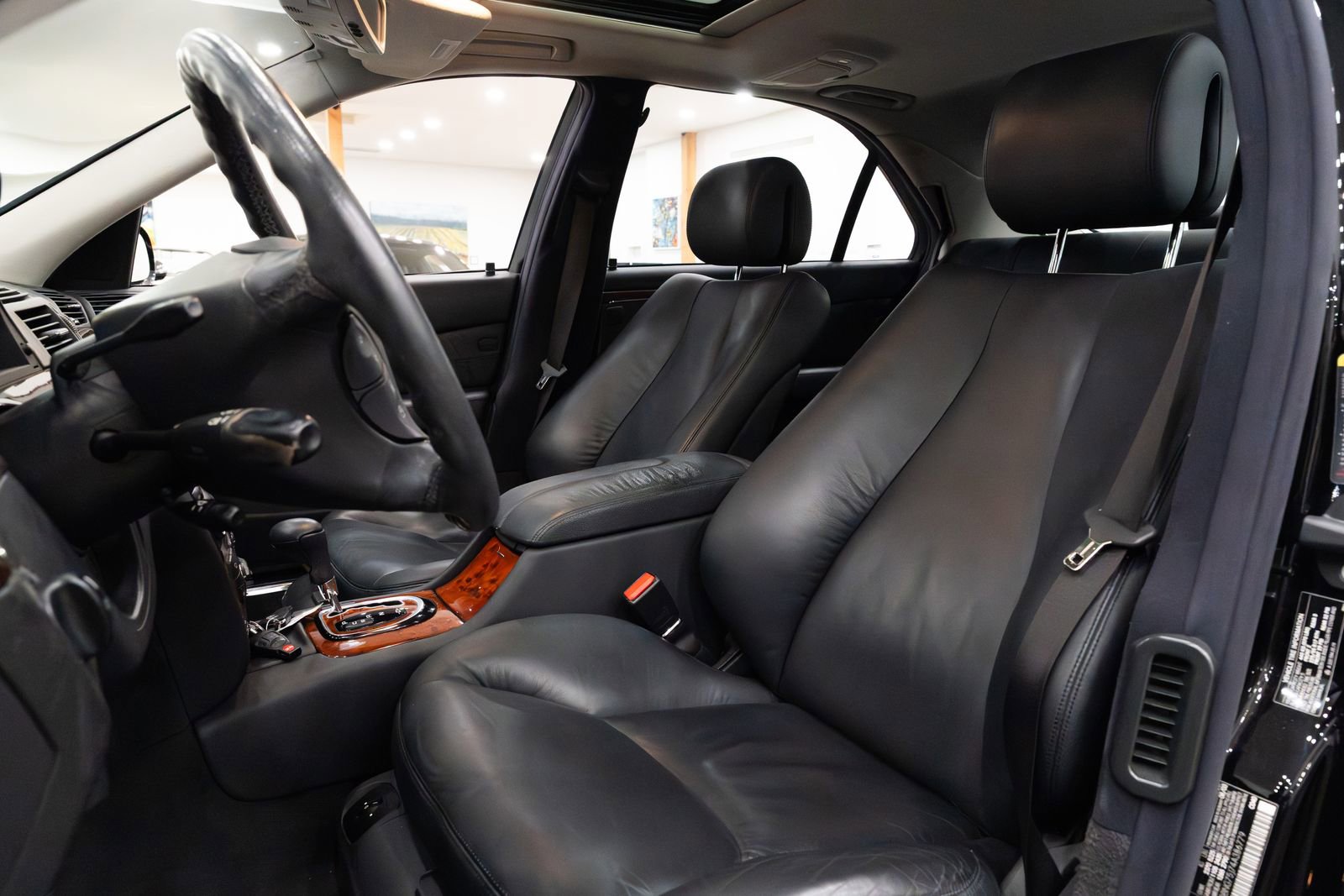 Used 2004 Mercedes-Benz S 500 image 8