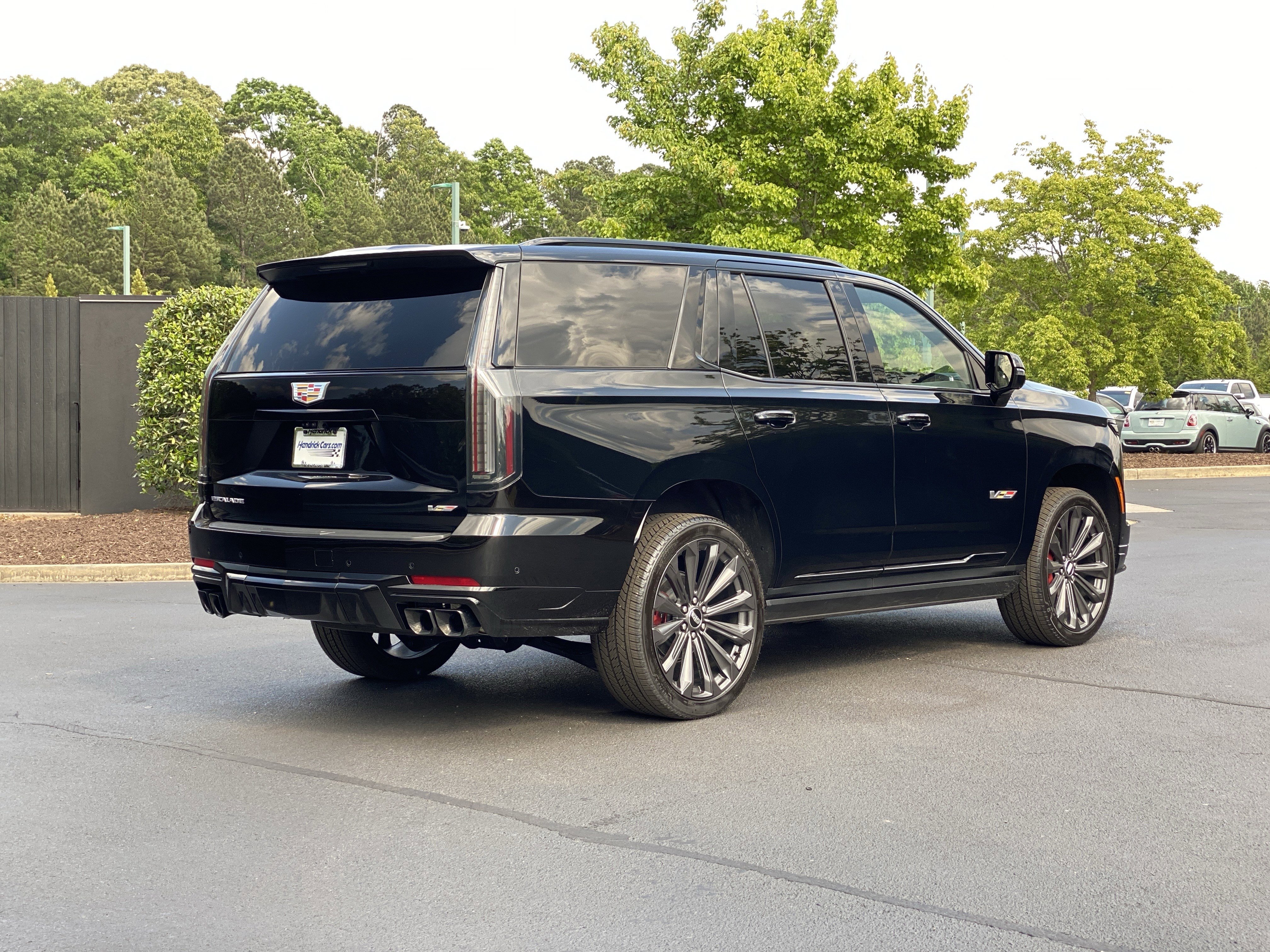 Used 2026 Cadillac Escalade V AWD/4WD image 3