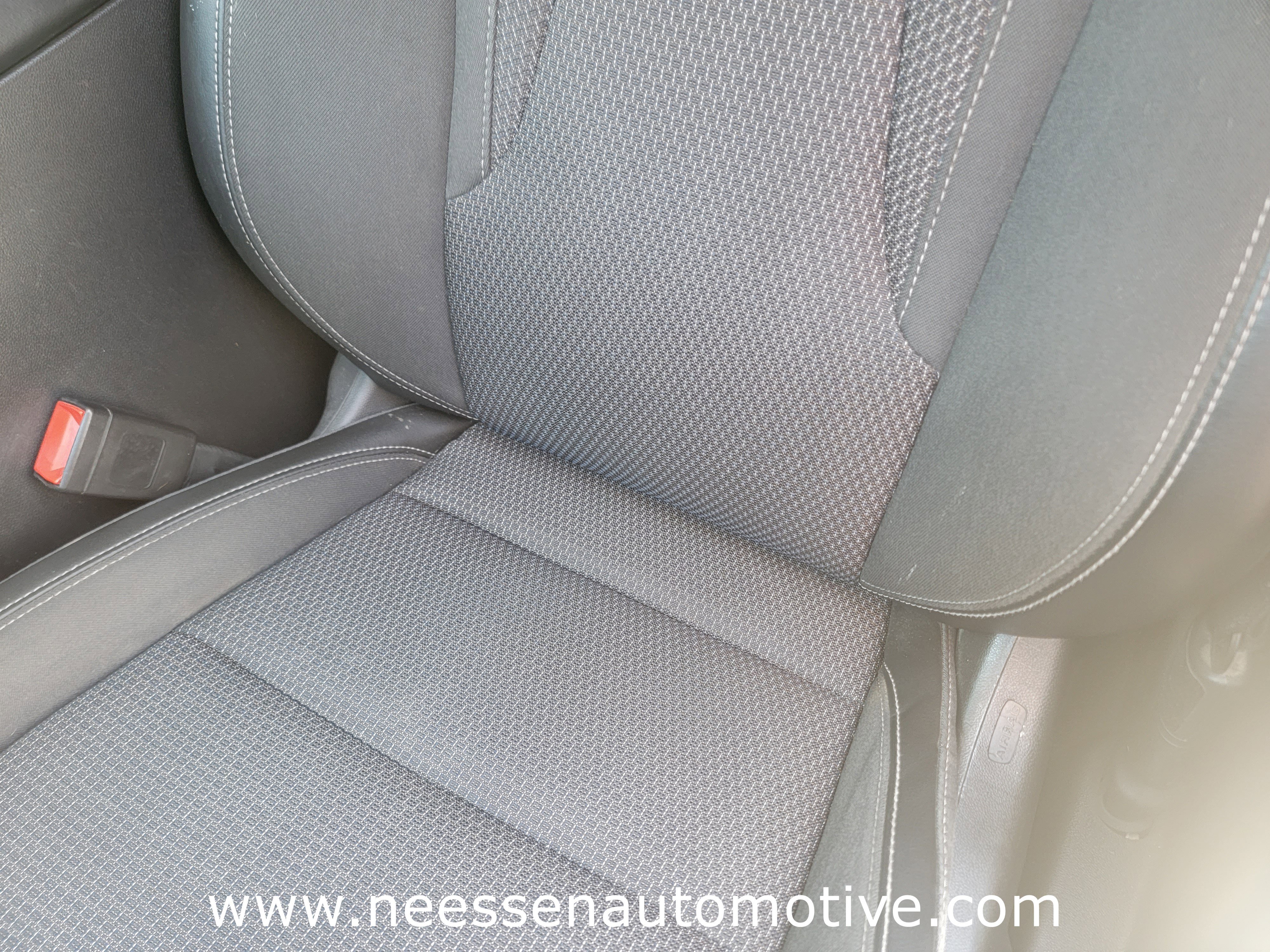 Used 2022 Buick Envision Preferred FWD image 17