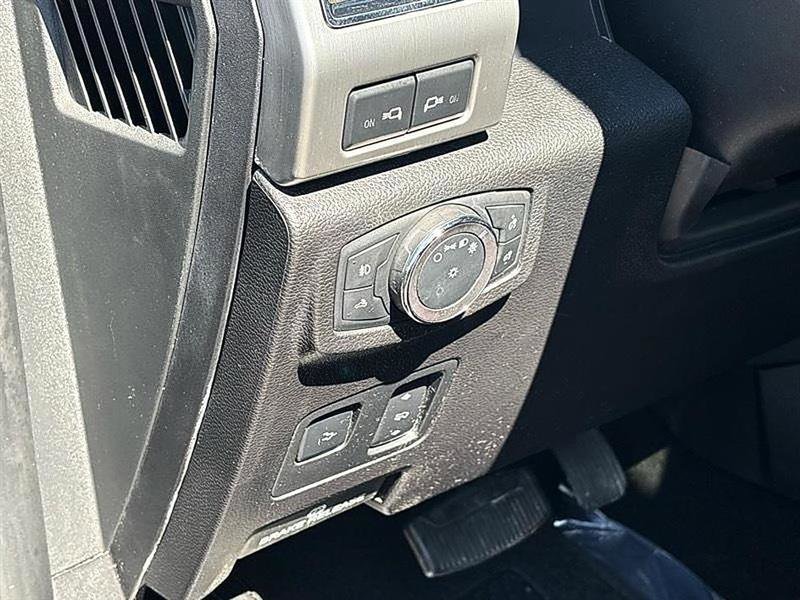 Used 2019 Ford F250 Platinum w/ Platinum Ultimate Package image 29