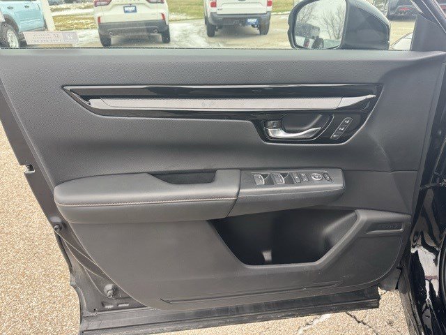 Used 2025 Honda CR-V Sport Touring image 11