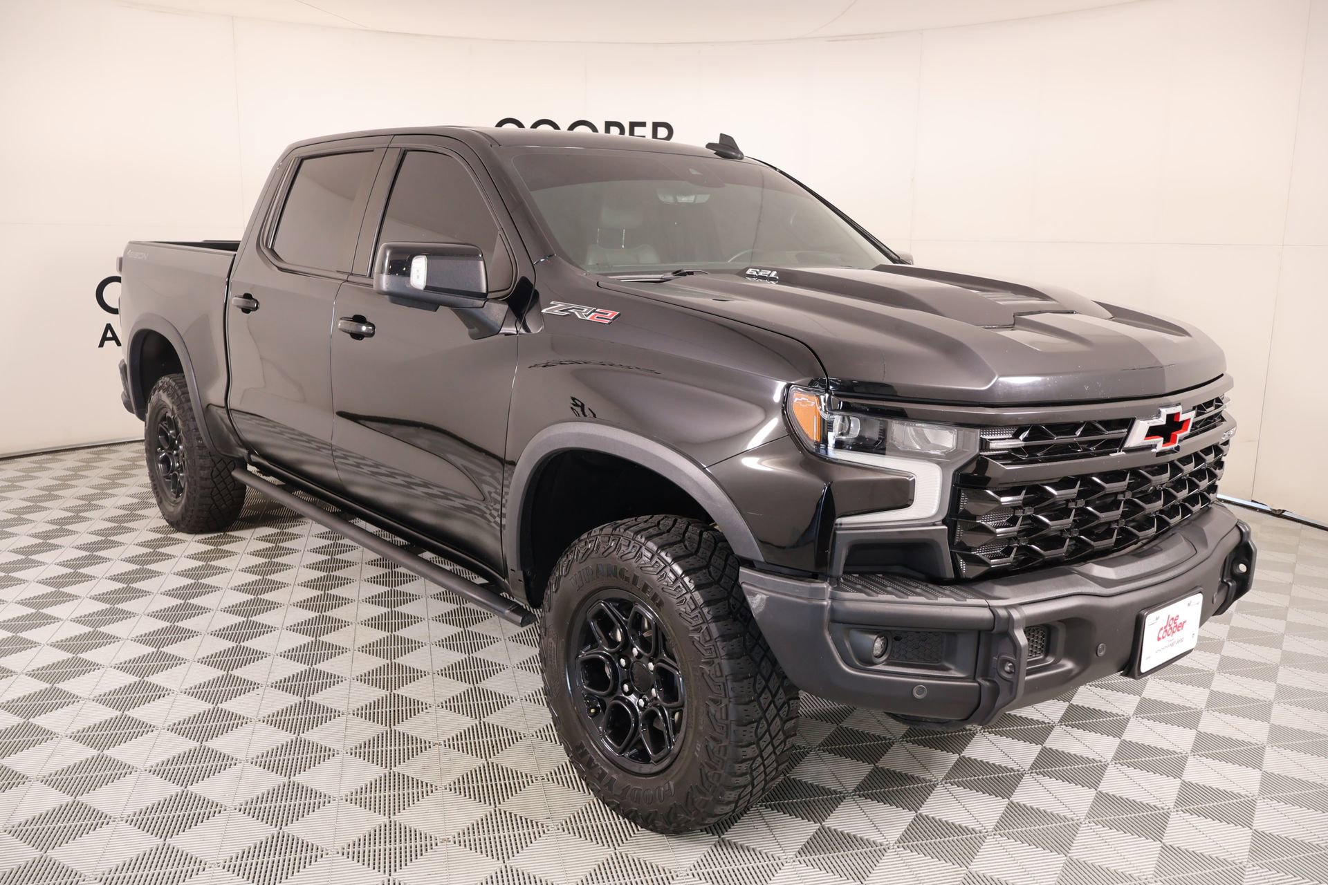 Used 2024 Chevrolet Silverado 1500 ZR2 w/ ZR2 Bison Edition AWD/4WD image 1