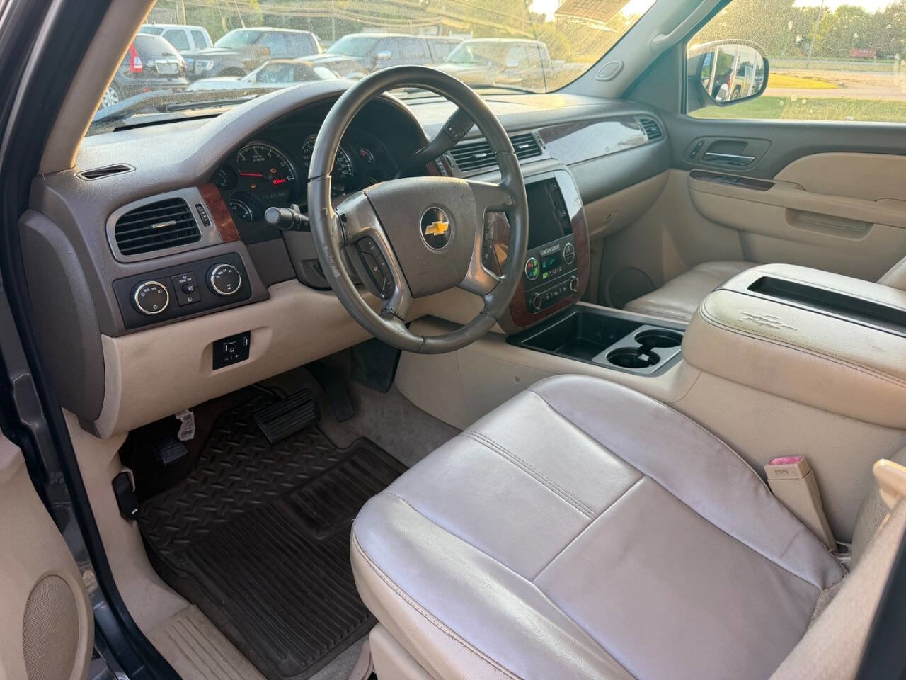 Used 2011 Chevrolet Silverado 1500 LTZ w/ LTZ Plus Package AWD/4WD image 8