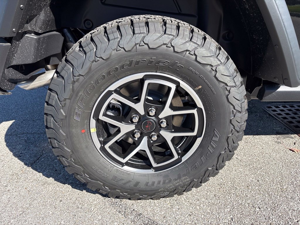 New 2027 Jeep Wrangler Unlimited Rubicon AWD/4WD image 21