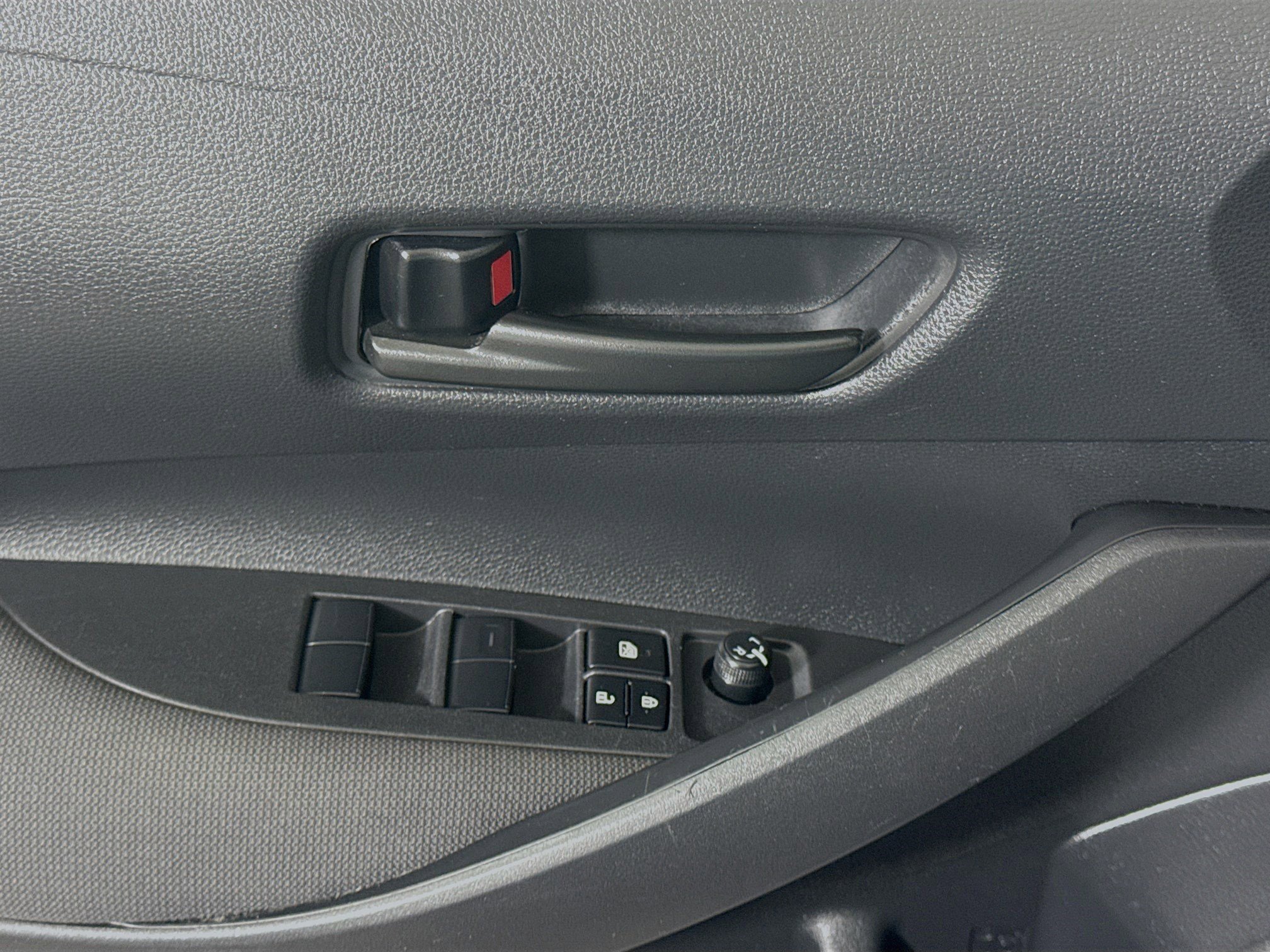 Used 2024 Toyota Corolla LE image 23