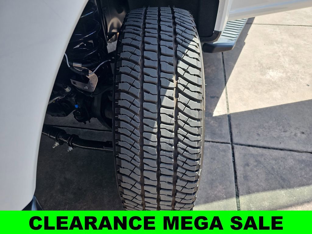 New 2025 Ford F250 XL w/ FX4 Off-Road Package image 35