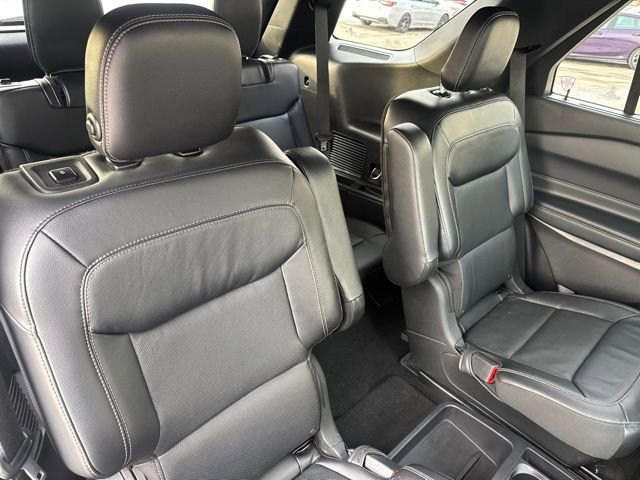 Used 2020 Ford Explorer Limited w/ Class III Trailer Tow Package image 34