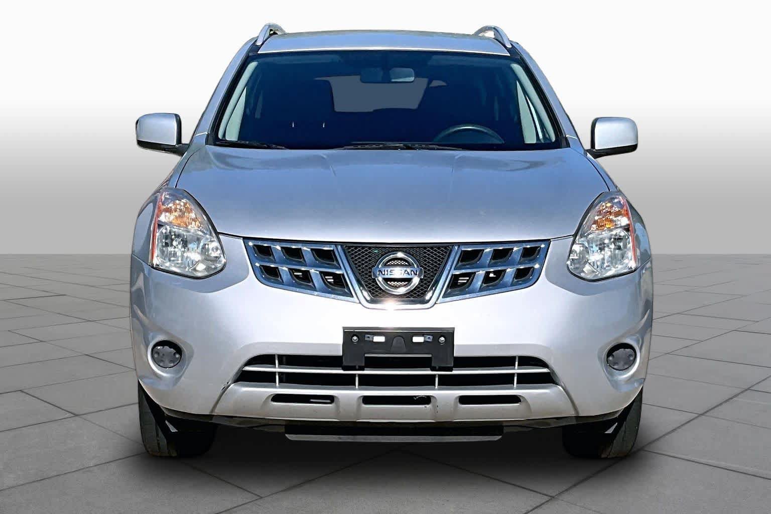 Used 2013 Nissan Rogue SV AWD/4WD image 4
