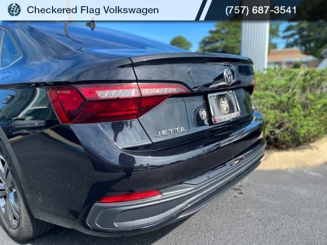 Used 2022 Volkswagen Jetta SE FWD image 9