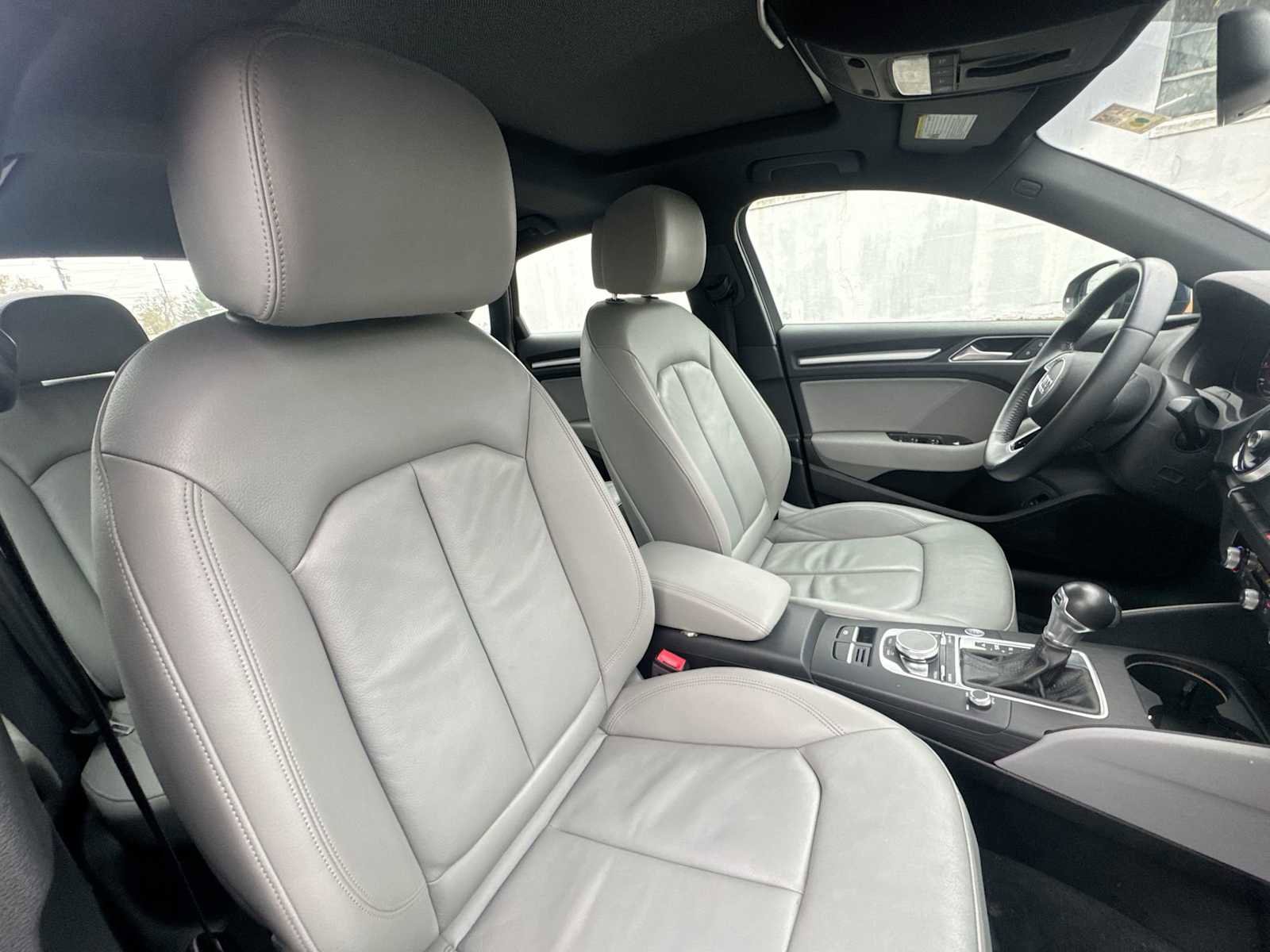 Used 2018 Audi A3 2.0T Premium image 17