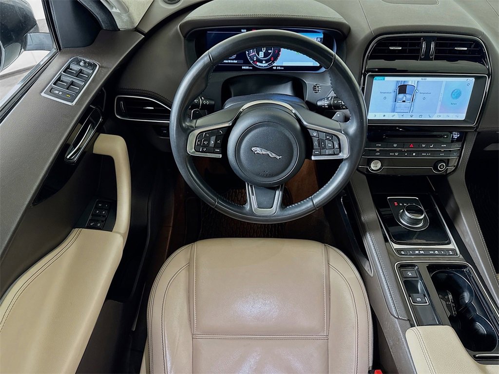 Used 2019 Jaguar F-PACE Prestige image 22