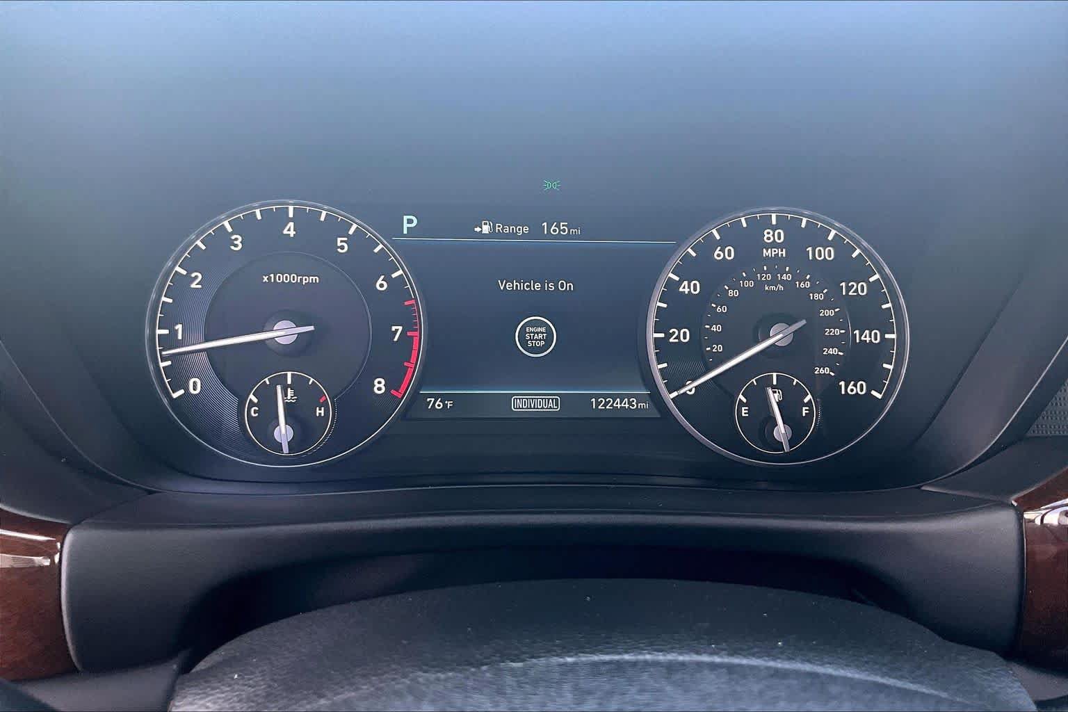 Used 2018 Genesis G90 3.3T Premium RWD image 26