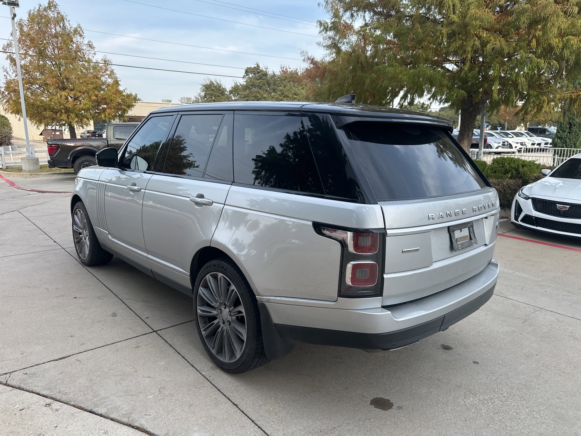 Used 2018 Land Rover Range Rover Supercharged image 5